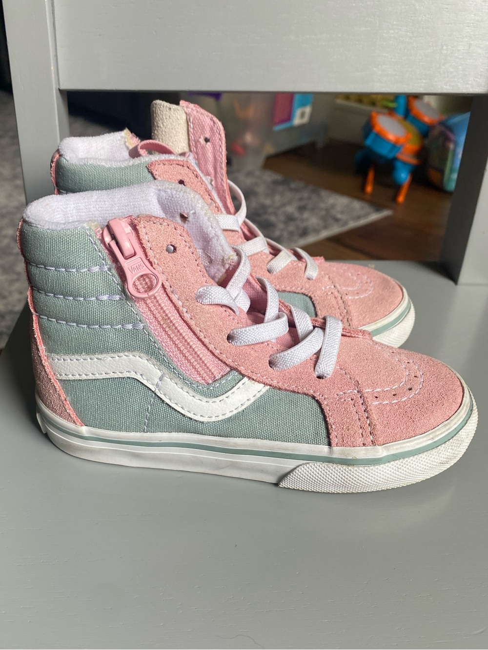 Vans Kids Pink and Light Gray High-Top Sneakers